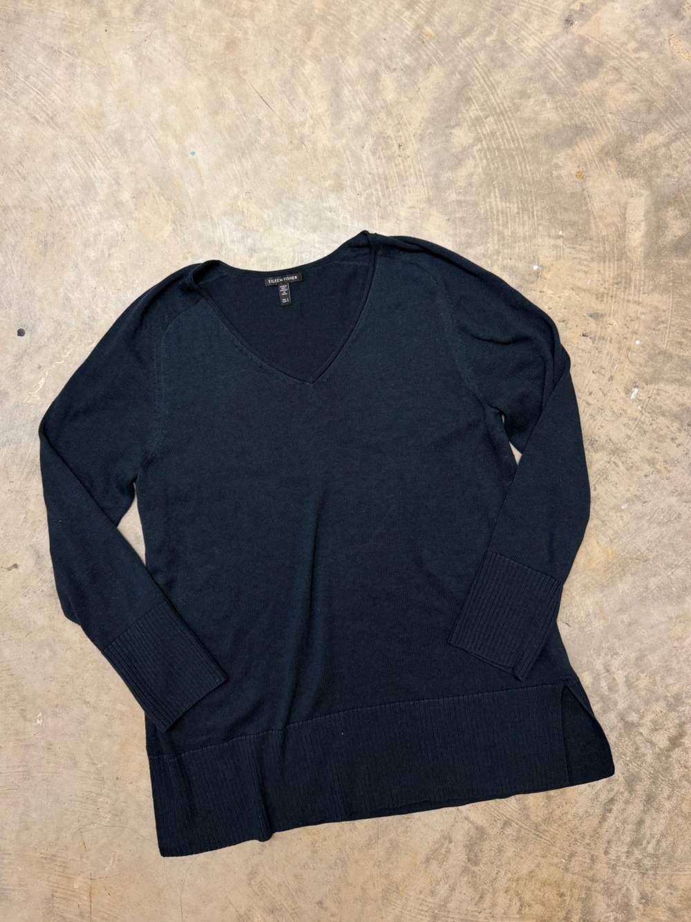 Eileen Fisher navy V-Neck Lightweight Sweater
